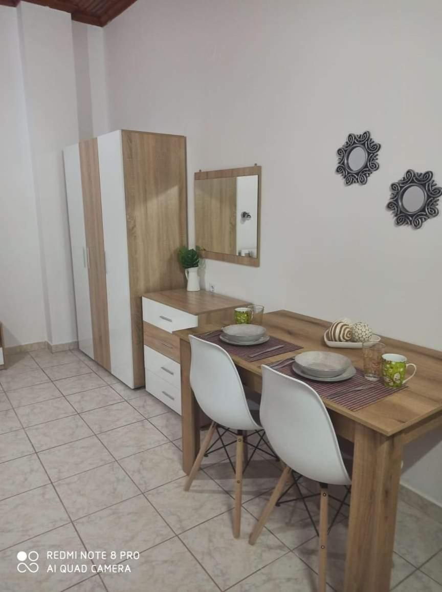 Amadeus Hawaii Apartments & Studios Sidárion Værelse billede